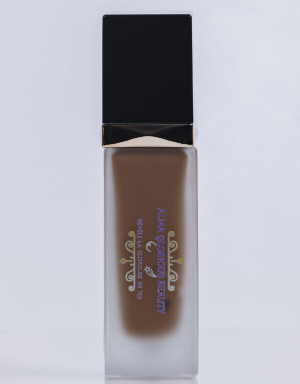 GLORIOUS LIQUID COVERAGE FOUNDATION PURE MATTE - Image 6