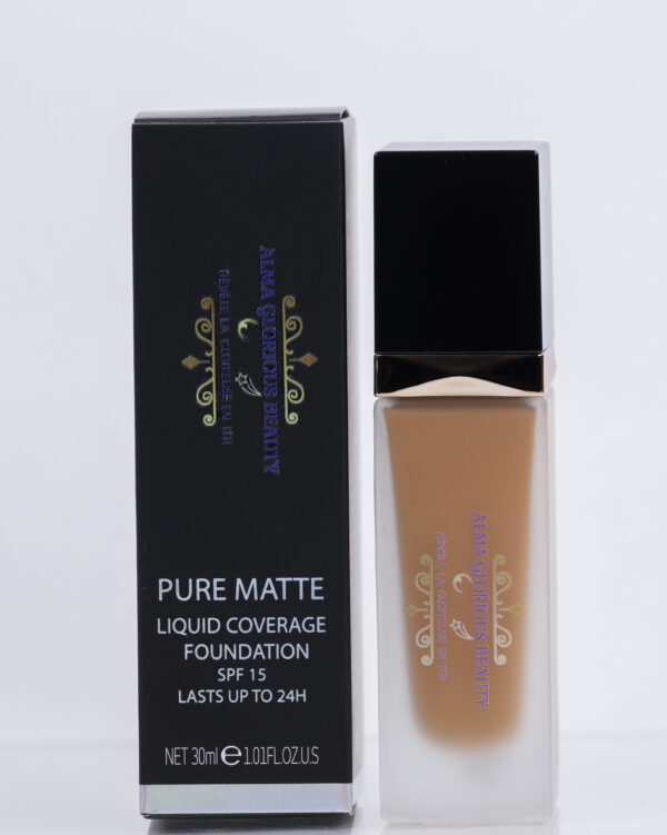 GLORIOUS LIQUID COVERAGE FOUNDATION PURE MATTE - Image 3