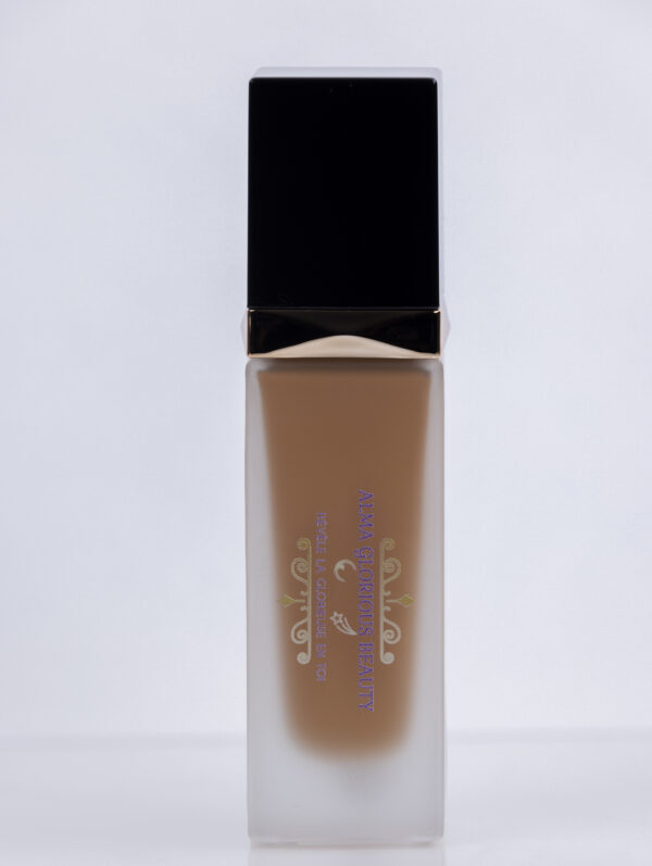 GLORIOUS LIQUID COVERAGE FOUNDATION PURE MATTE - Image 2